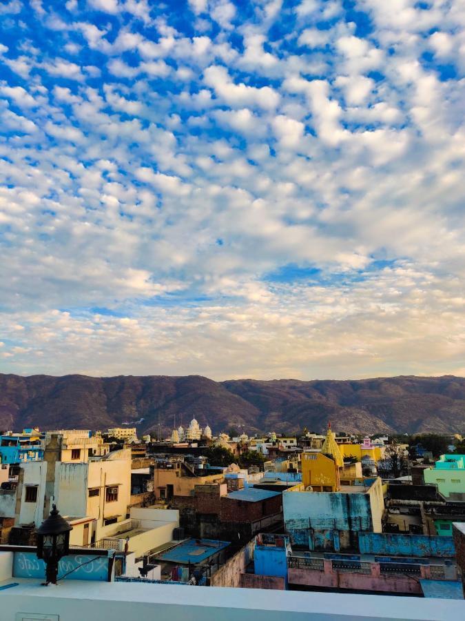 Varah Square Guest House Pushkar Exterior foto