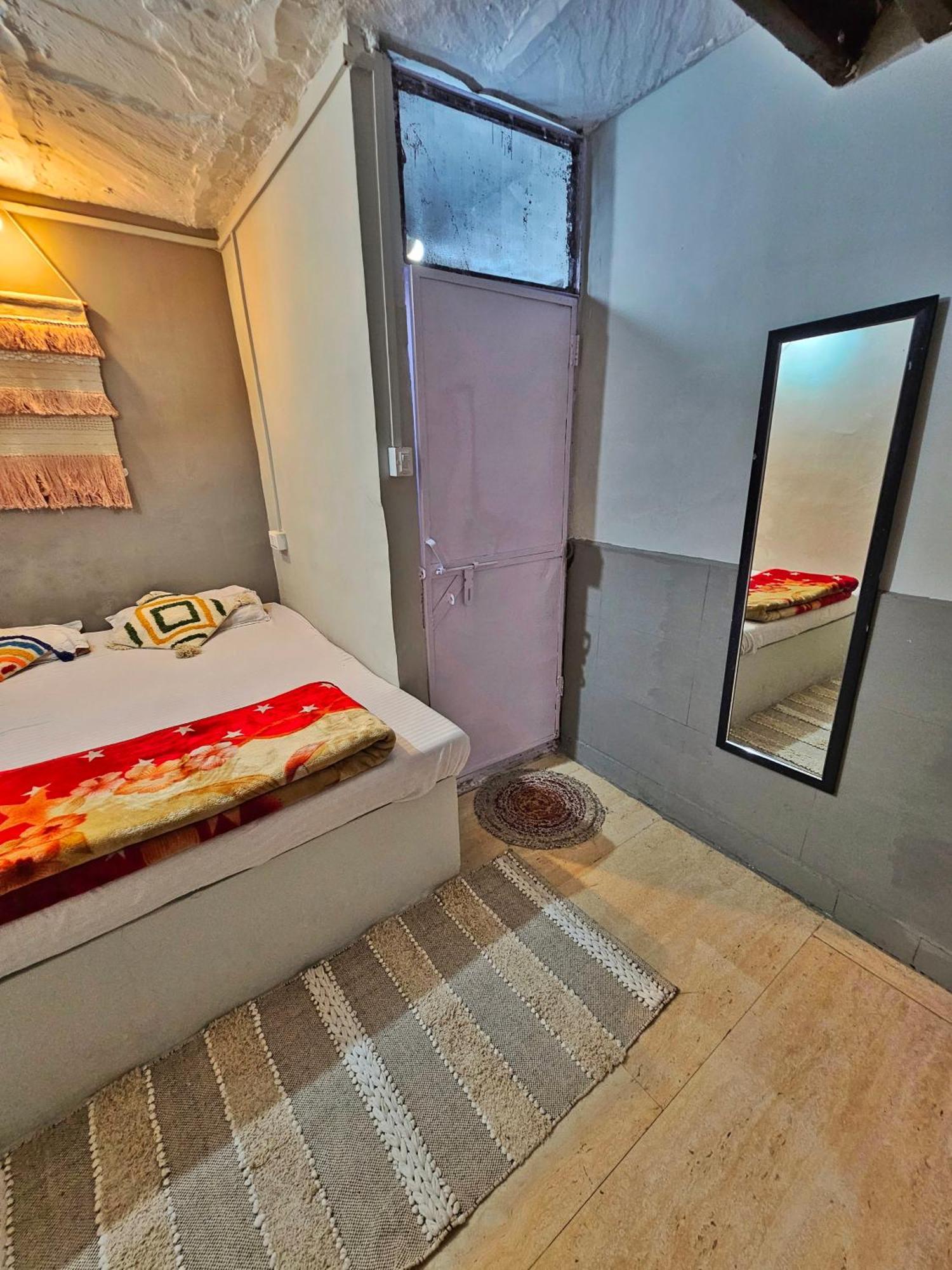 Varah Square Guest House Pushkar Zimmer foto